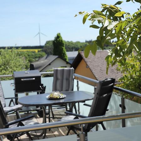 Appartement Kleine-Eifel-Auszeit à Hambuch Extérieur photo